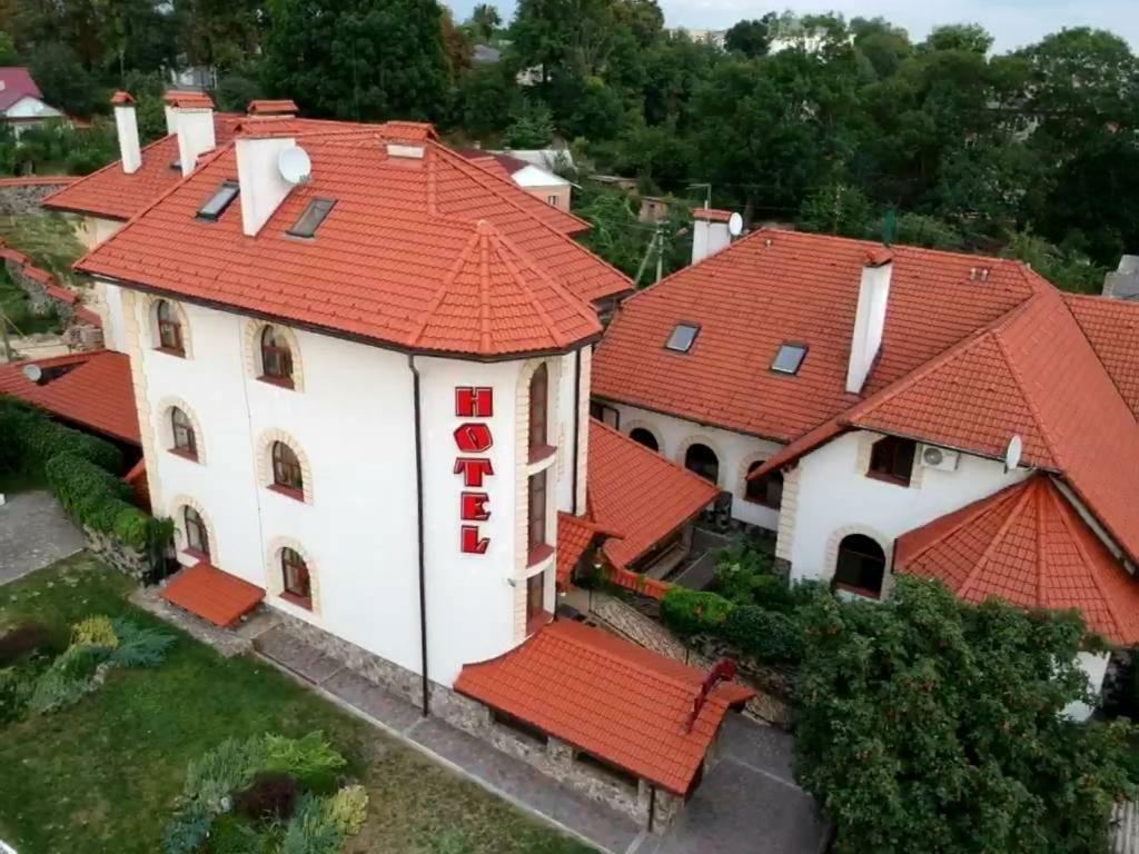 Ostroh Maestro酒店 外观 照片